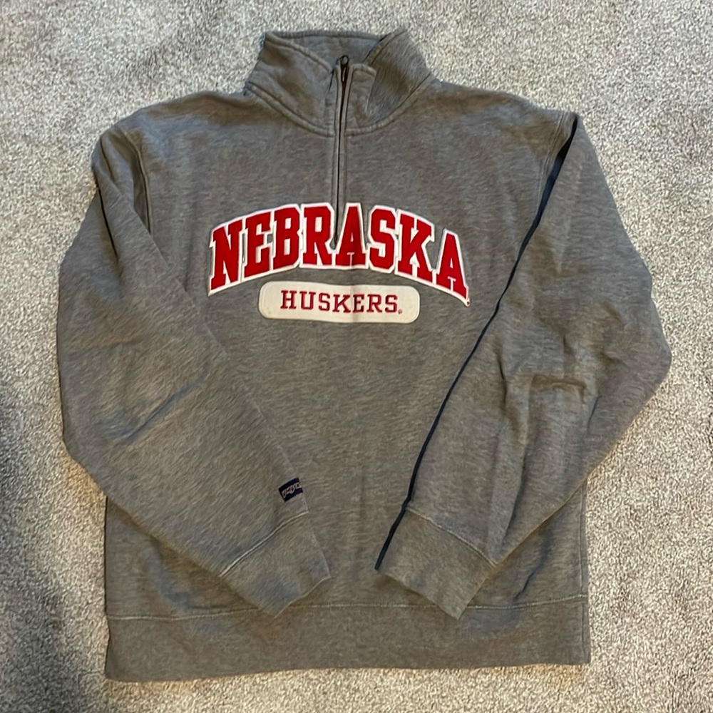 Nebraska huskers sweatshirt